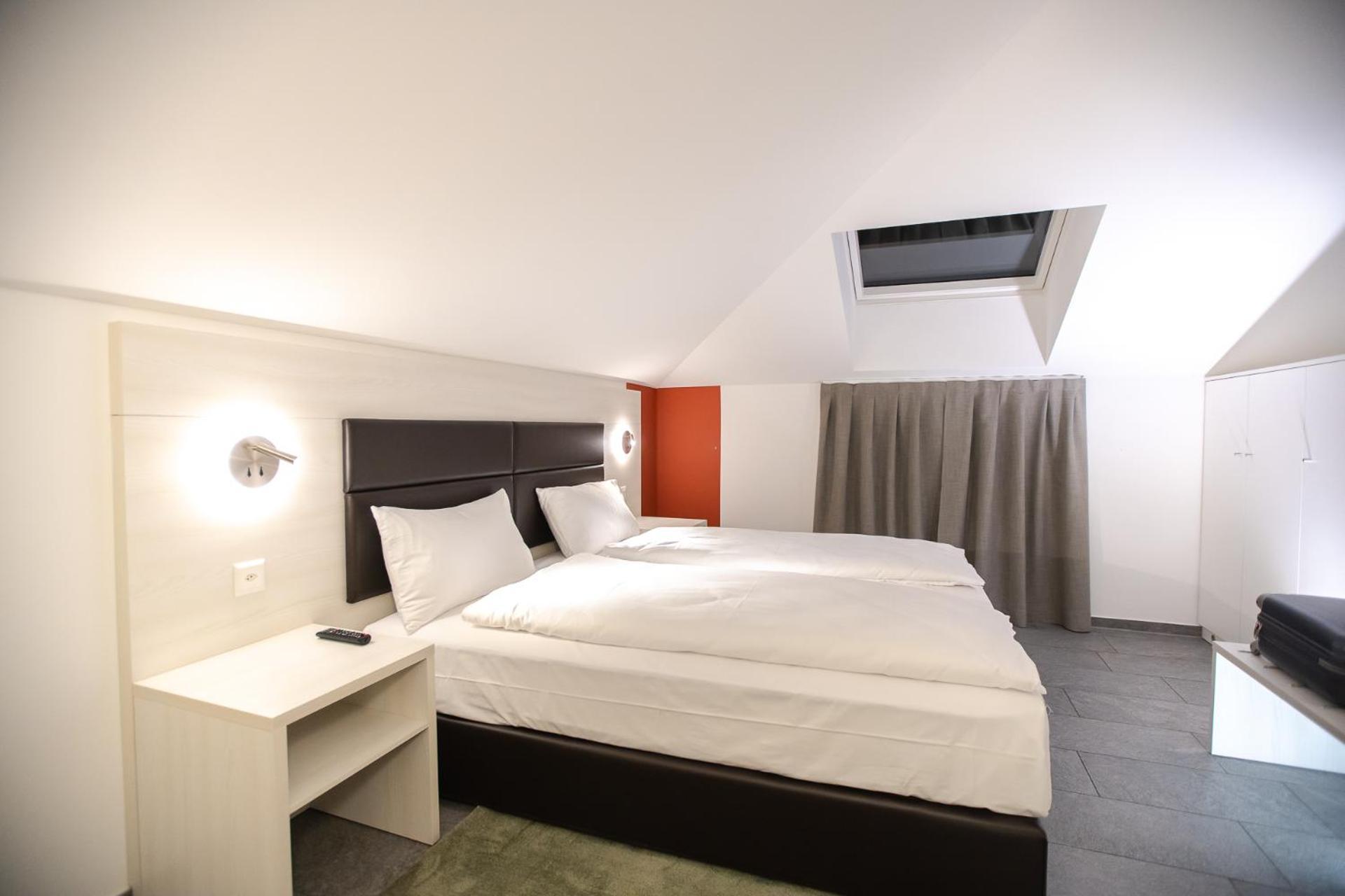 Miralago Locarno Easy Rooms Muralto Exterior foto